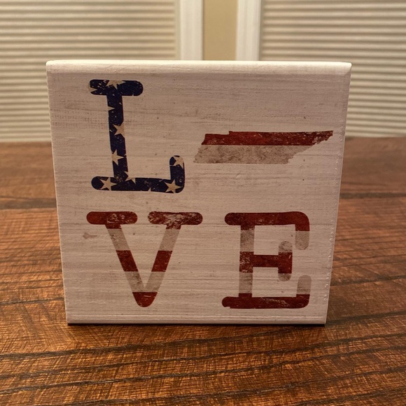 Patriotic Tennessee Love Wood Sign For Tier Trays Tabletop or Shelf, State Of TN - Picture 8 of 14